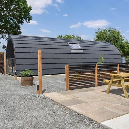 Hill Farm Retreat Hotel Wangford ภายนอก รูปภาพ